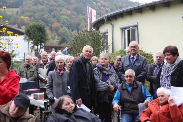 Segnung Mariengrotte am AWO Seniorenheim 17.10.2015